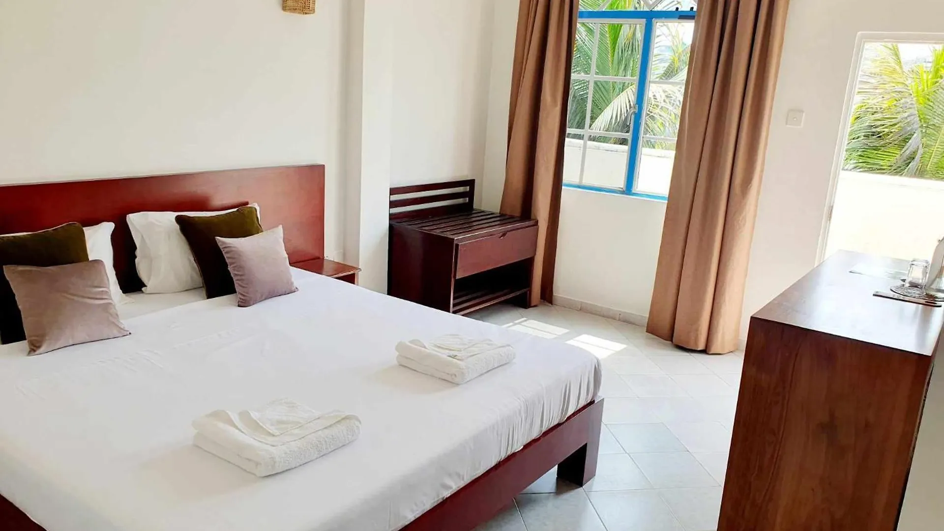 Guest house Mountbaylk Hotel Dehiwala-Mount Lavinia