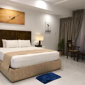 Hotel Lavinia Bay