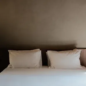 Faces & Places Boutique Hotel